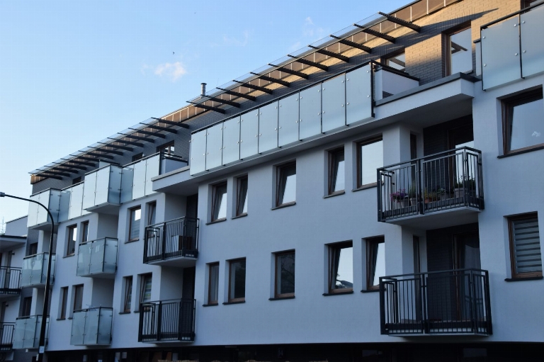 4110 (block of flats, Warsaw)